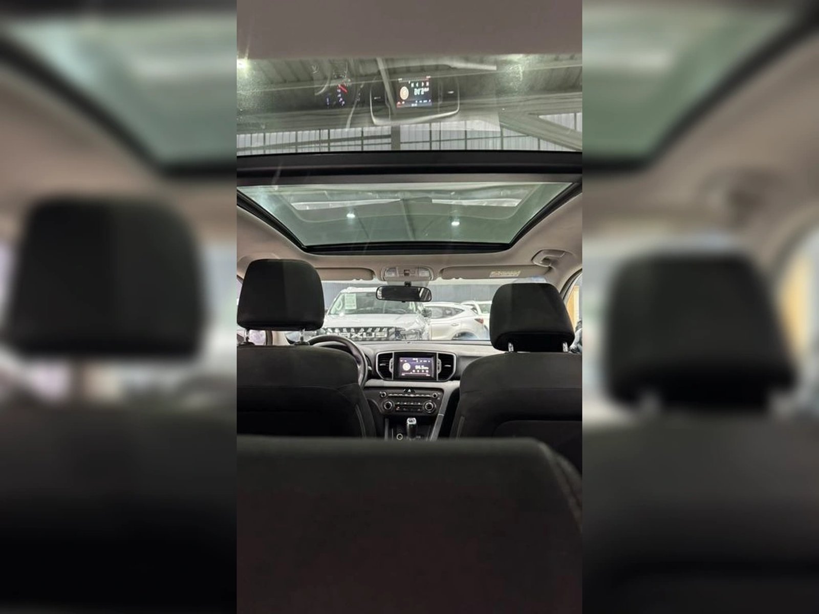 Kia SPORTAGE SPORTAGE LX MT6 2018 - Imagen 11 de 12