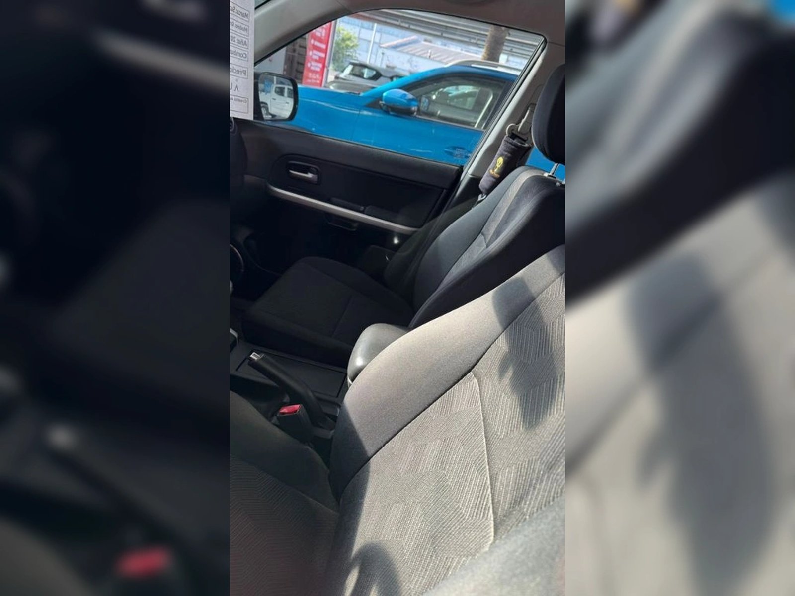 Suzuki GRAND NOMADE 2.4 G LT GL 5P AT 4X2 2019 - Imagen 8 de 9