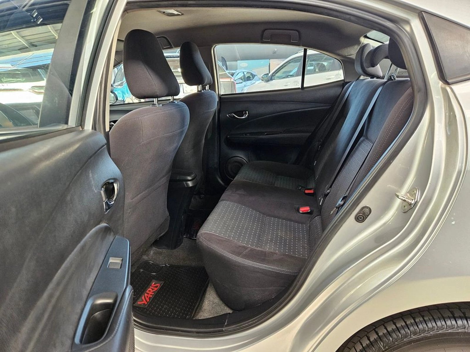 Toyota YARIS 1.5 SPORT MT 2020 - Imagen 12 de 19