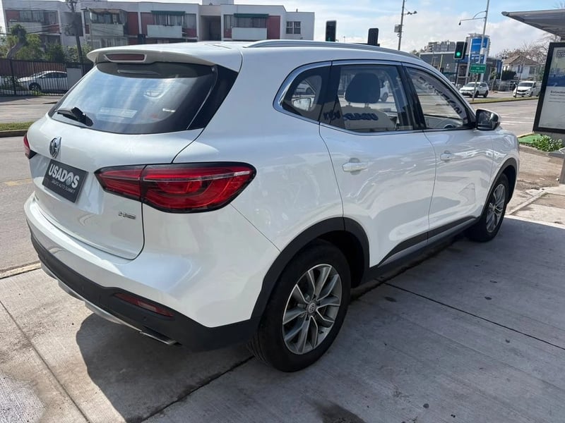 MG HS 1.5T COMFORT 2WD MT 5P 2023 - Imagen 4 de 11