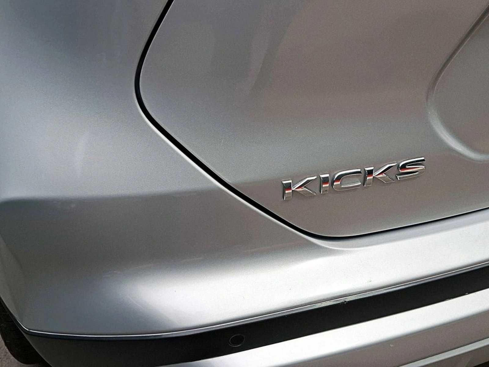 NISSAN KICKS 1.6 ADVANCE 4X2 MT 5P 2022 - Imagen 7 de 16