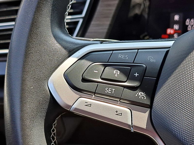 Volkswagen ATLAS 2.0 TSI LIMITED AT 4X4 2025 - Imagen 13 de 17