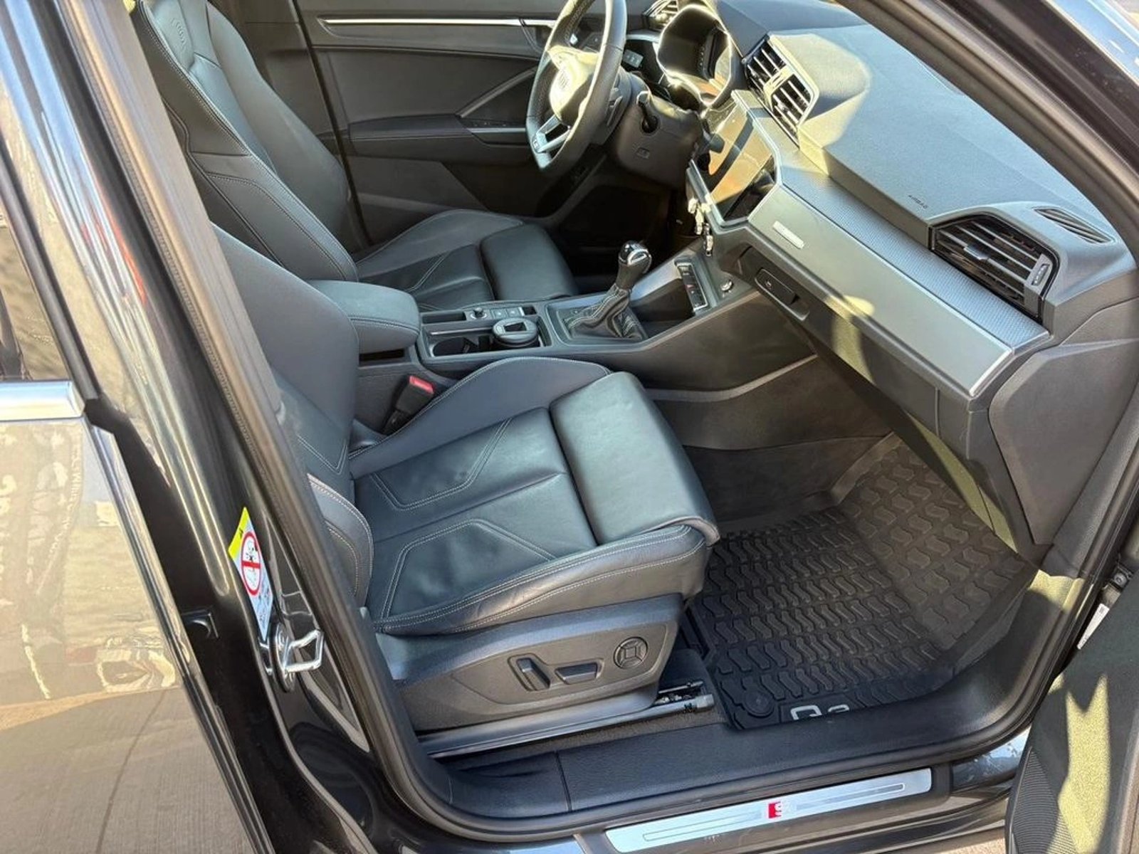 Audi Q3 1.4 35 TFSI AT 2025 - Imagen 10 de 12