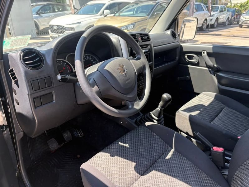 Suzuki JIMNY JX 4X4 1.3 2017 - Imagen 6 de 11