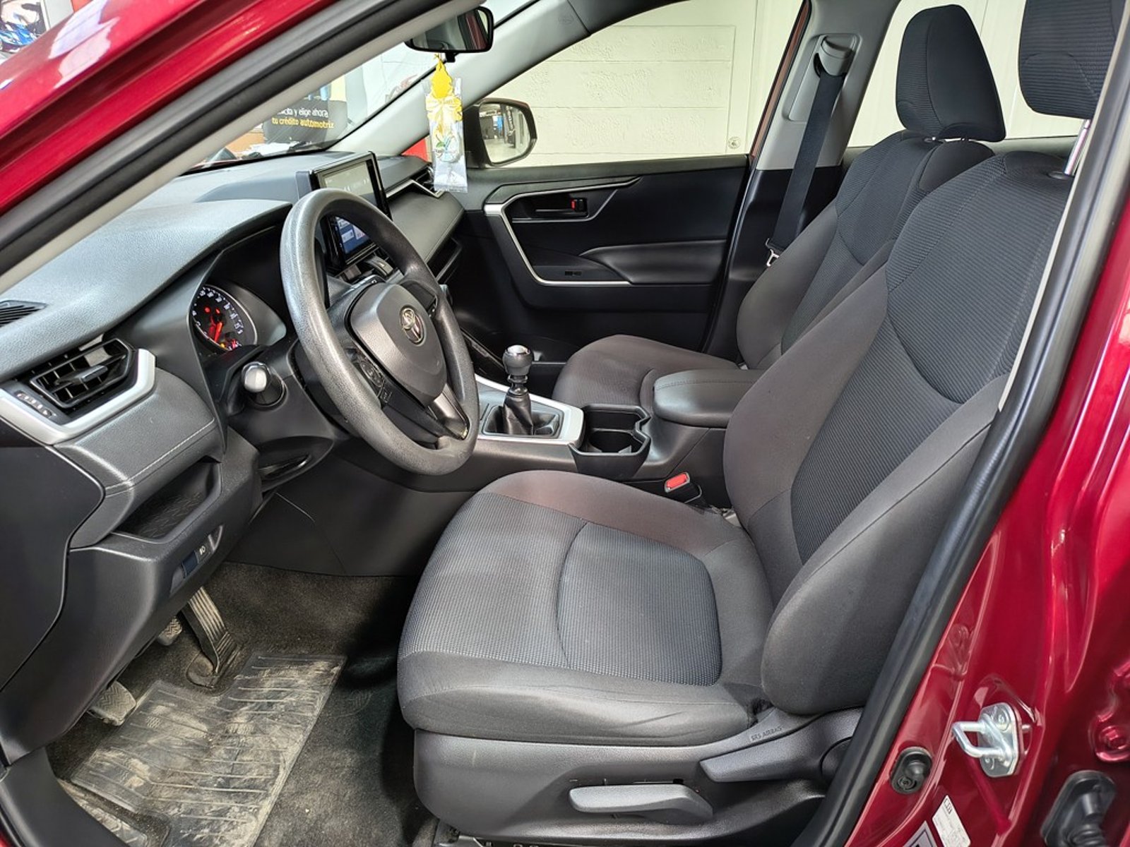 Toyota RAV4 LE 2.0 2021 - Imagen 10 de 20