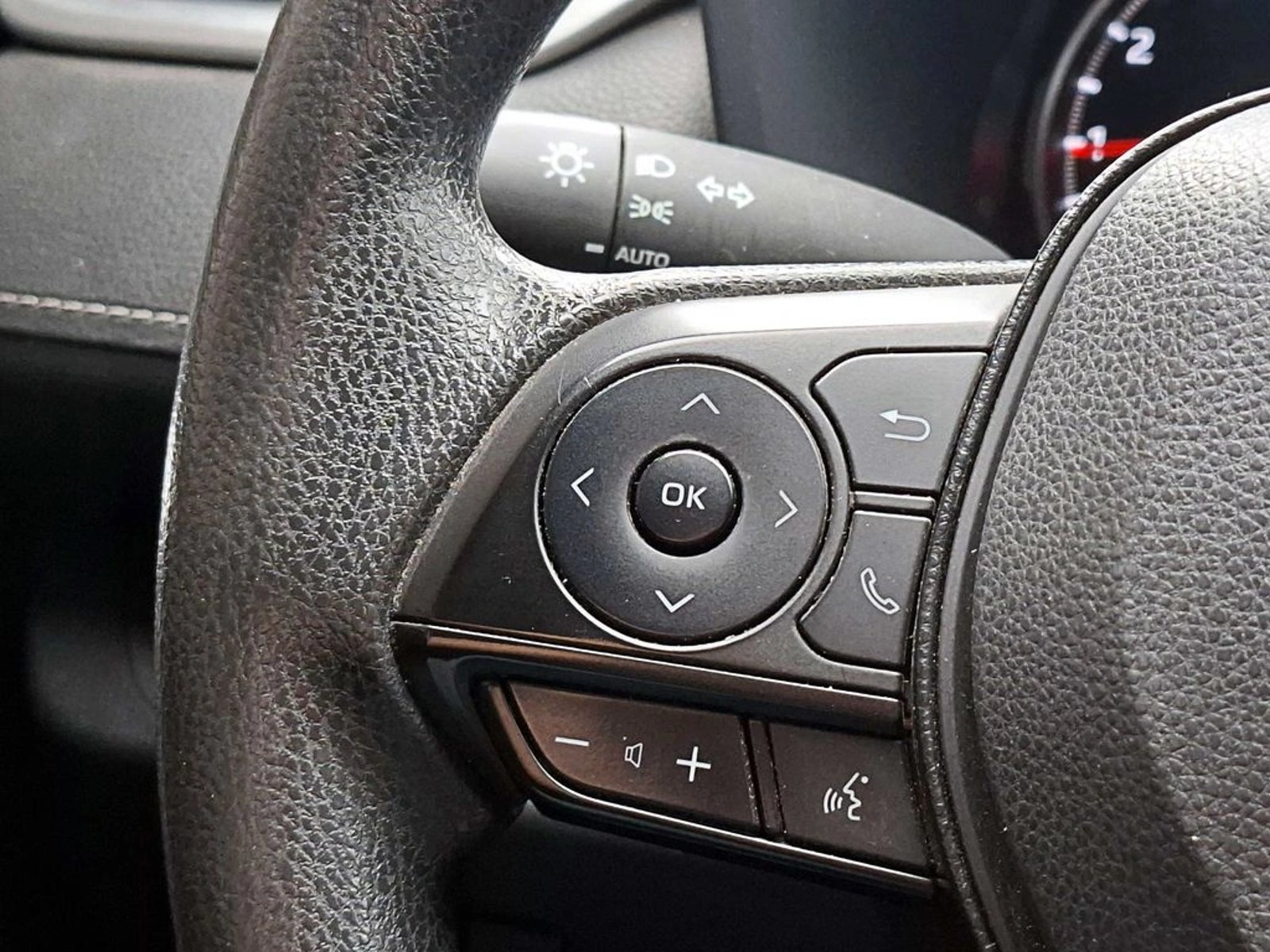 Toyota RAV4 2.0 LE 4X2 CVT AT 5P 2024 - Imagen 11 de 15