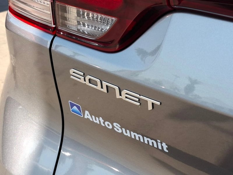 Kia SONET 1.5 EX IVT FULL PLUS AT 2023 - Imagen 8 de 18