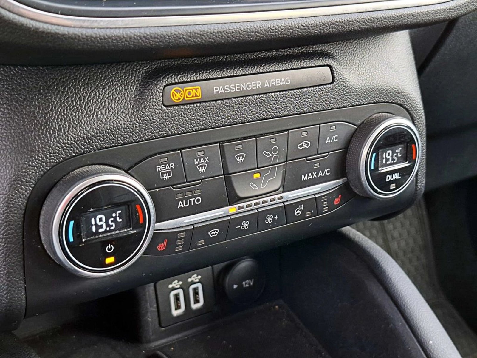 FORD ESCAPE TITANIUM AWD 2.0 SE AT 5P 2021 - Imagen 19 de 20