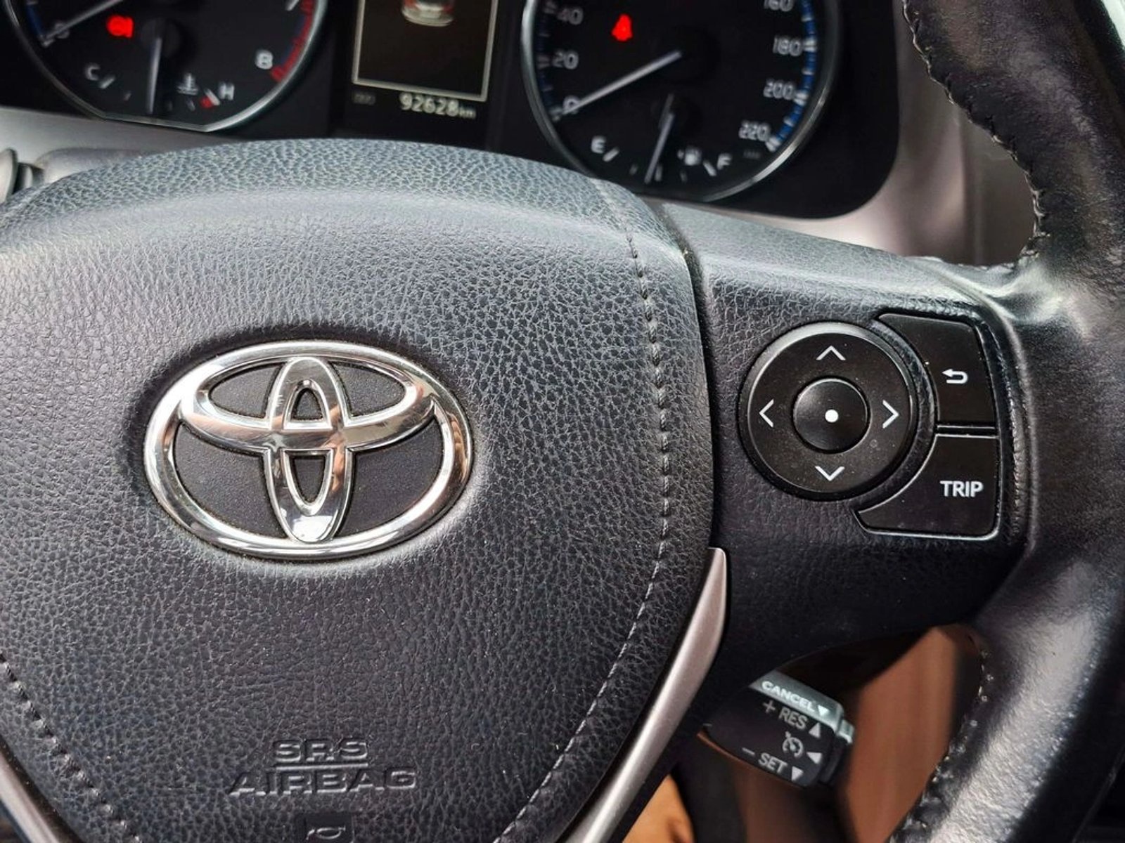 Toyota RAV4 2.0 SÚPER LUJO AUT 4X2 2019 - Imagen 18 de 20