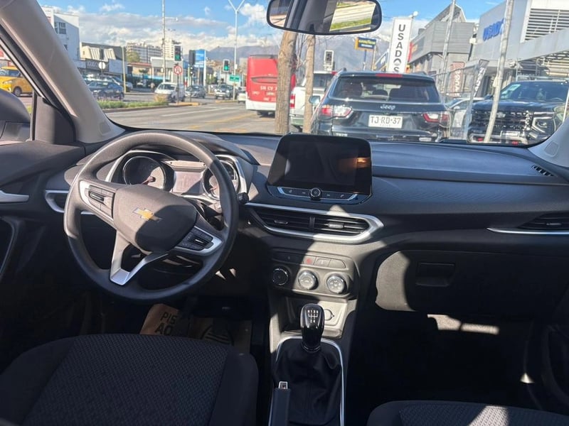 Chevrolet TRACKER 1.2T 2024 - Imagen 8 de 10