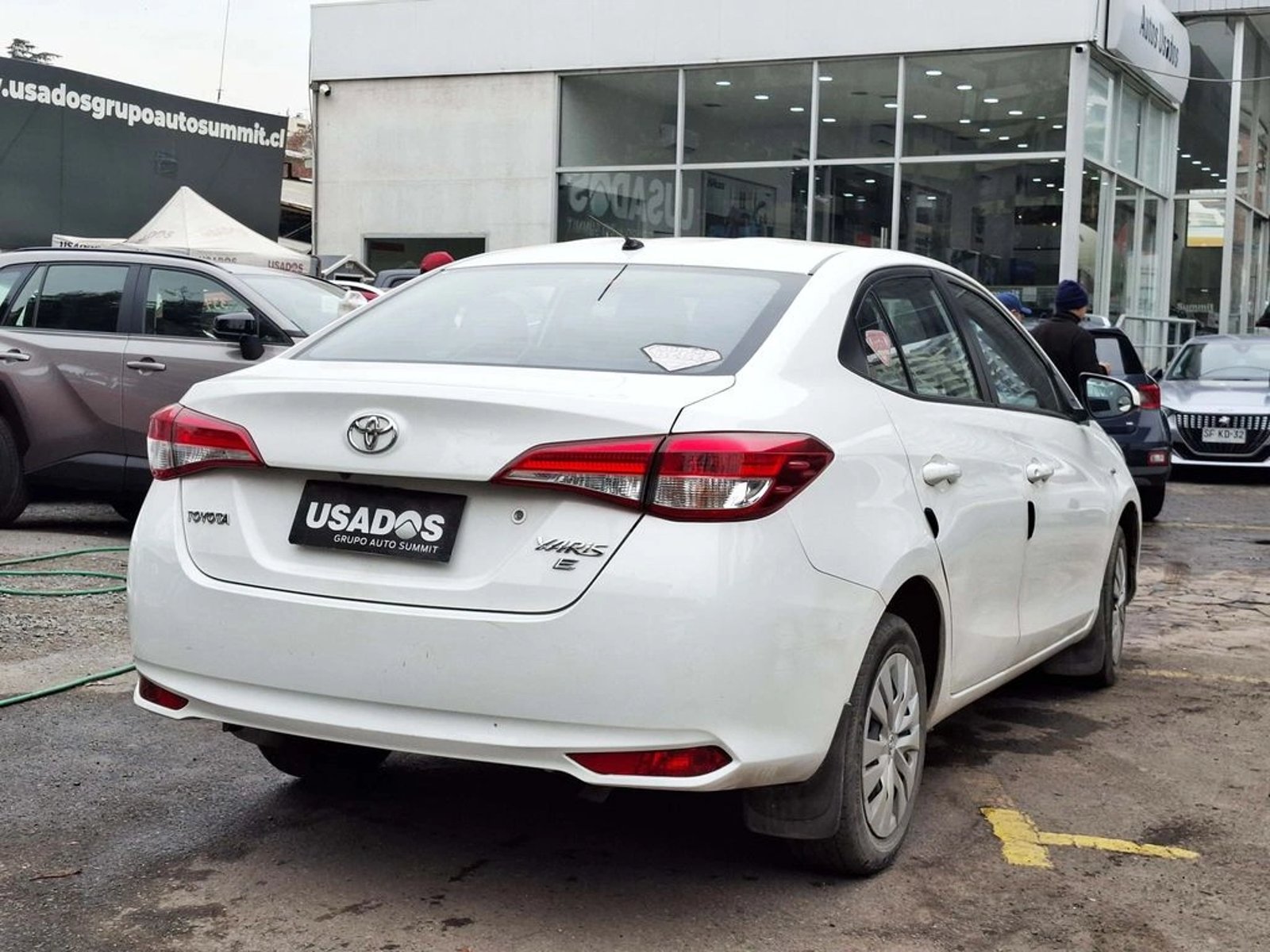 Toyota YARIS SEDAN 1.5 2022 - Imagen 7 de 20