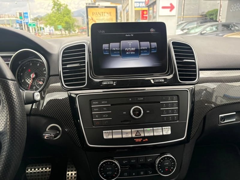 Mercedes-Benz GLE 400 3.0 4MATIC SPORT 4WD AT 5P 2019 - Imagen 11 de 15