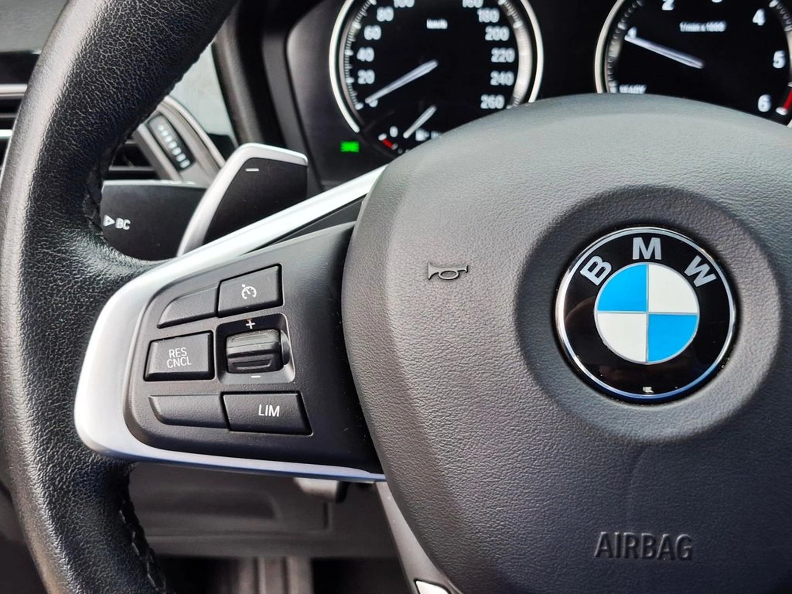 BMW X1 2.0 S-DRIVE 18D DIESEL DYNAMIC LCI 4X2 AT 5P 2021 - Imagen 19 de 20