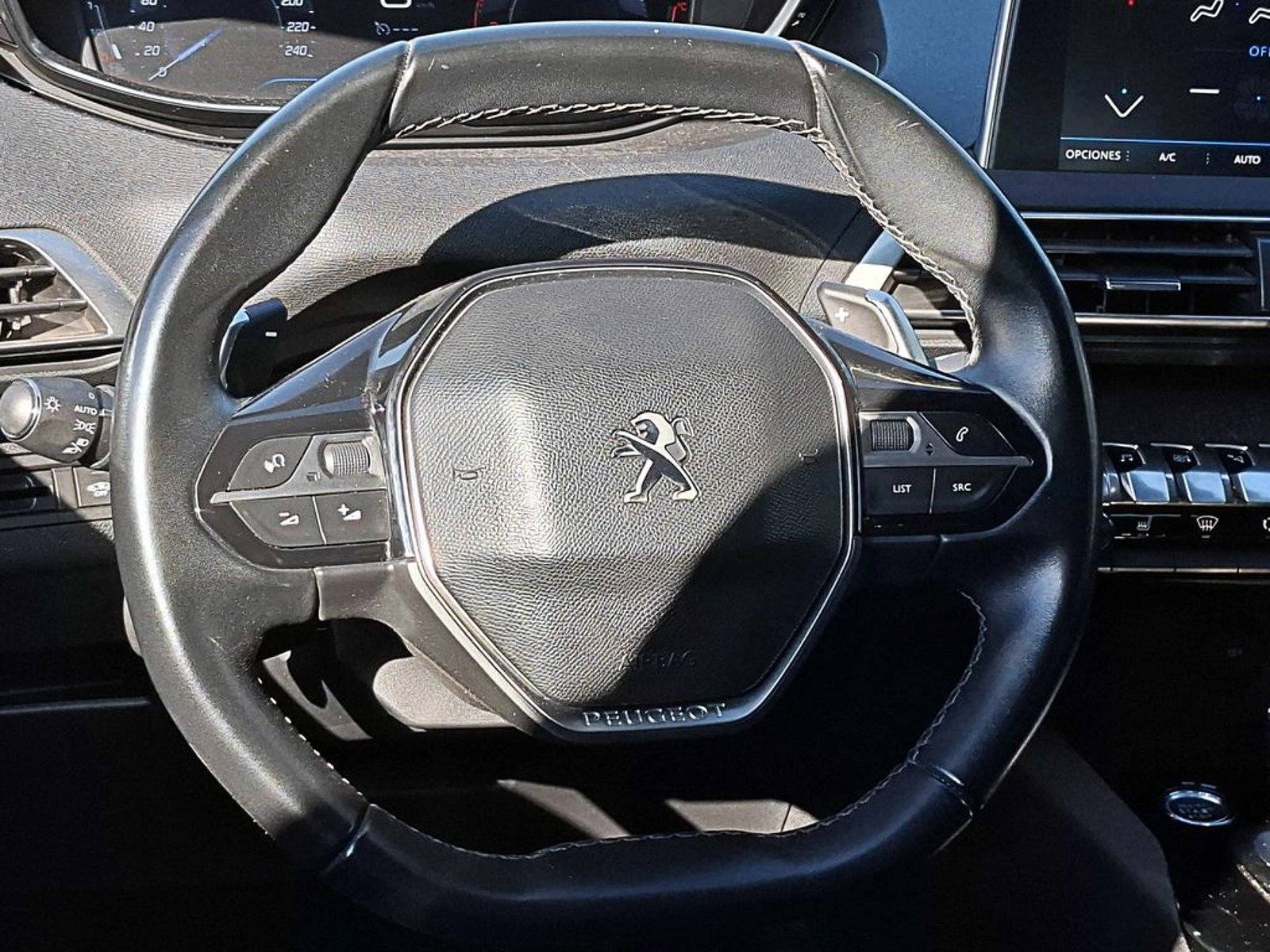 Peugeot 3008 1.6 ALLURE AT DIESEL 2019 - Imagen 10 de 15