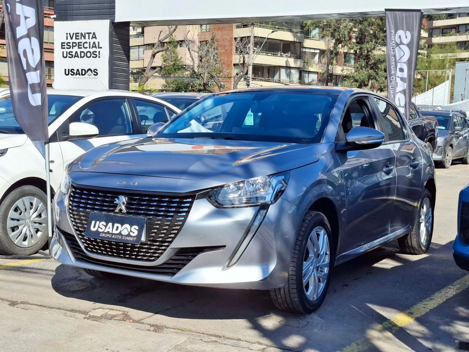 Peugeot 208 1.2 PURETECH STYLE MT 2023 - Foto 2 de 20