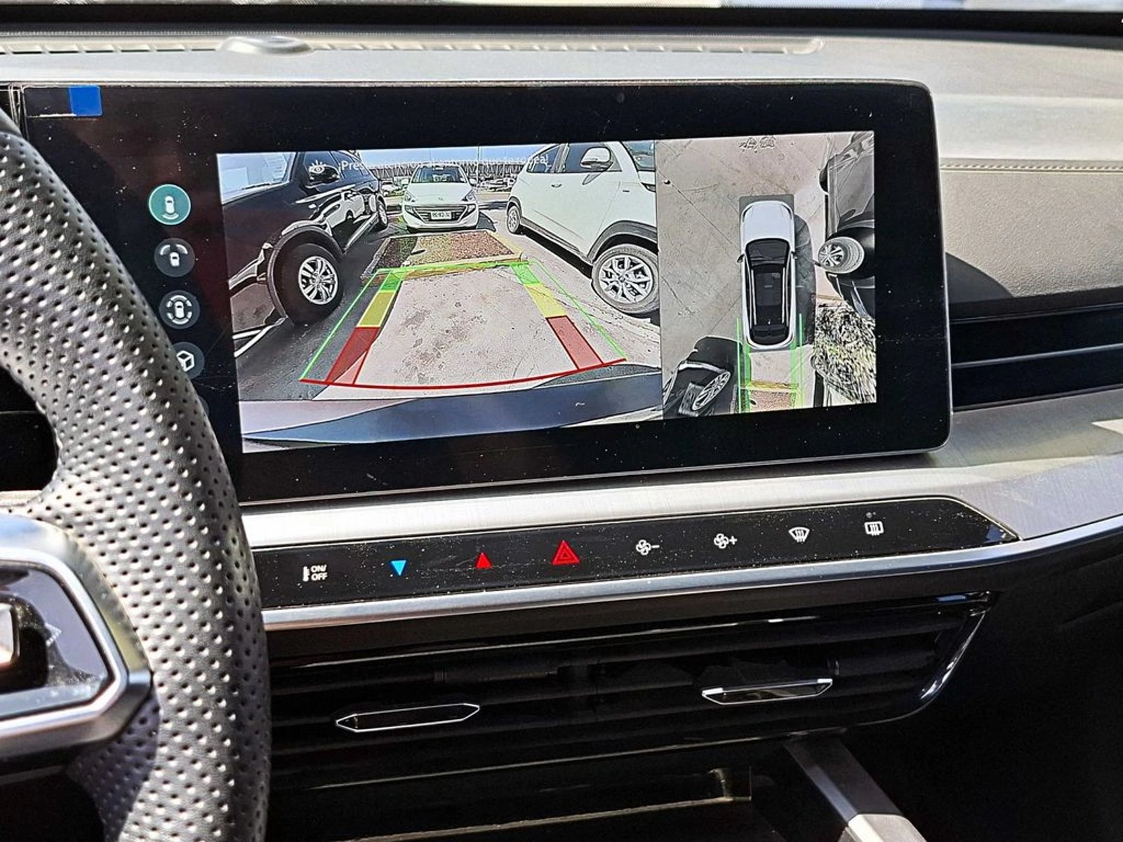 MG ONE 1.5 DLX AT 5P 2023 - Imagen 18 de 19