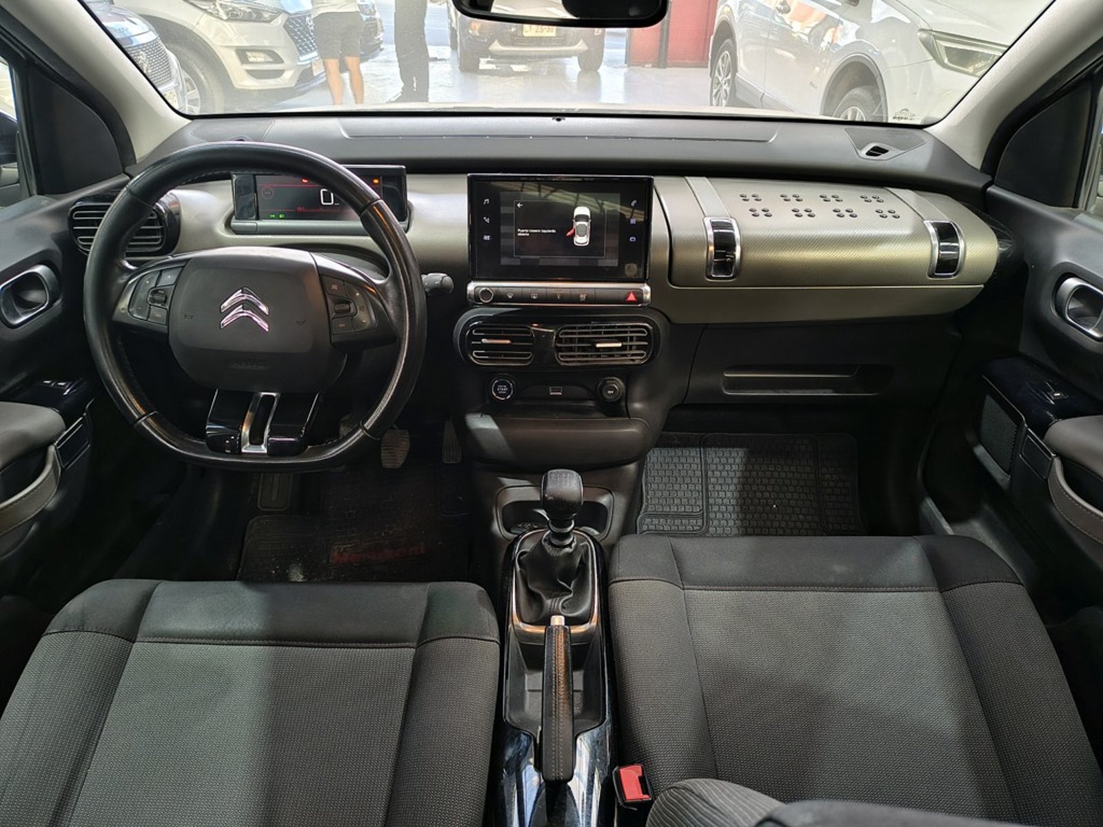 Citroën C4 CACTUS HDI 1.5 2020 - Imagen 15 de 20