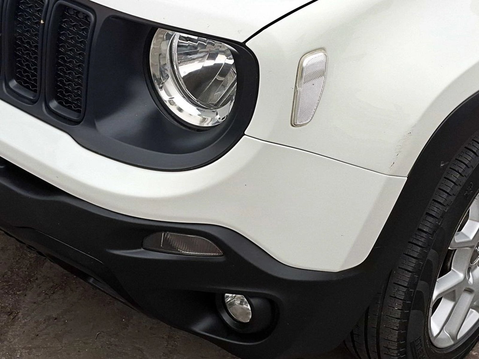 Jeep RENEGADE 1.8 SPORT LX 4X2 AT 5P 2022 - Imagen 4 de 20