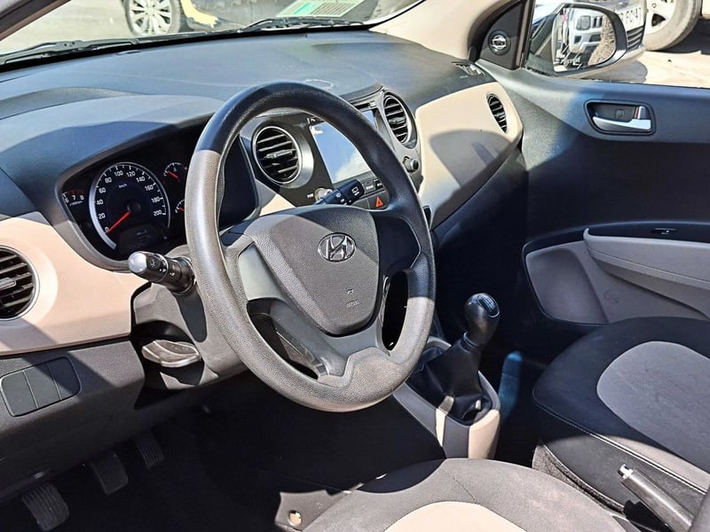 Hyundai GRAND I10 1.2 GLS 2AB AC ABS MT 2018 - Imagen 10 de 18