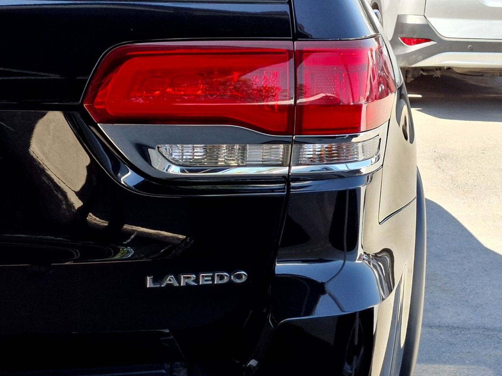JEEP GRAND CHEROKEE 3.0 LAREDO TD DIESEL 4X4 AT 5P 2020 - Imagen 10 de 20