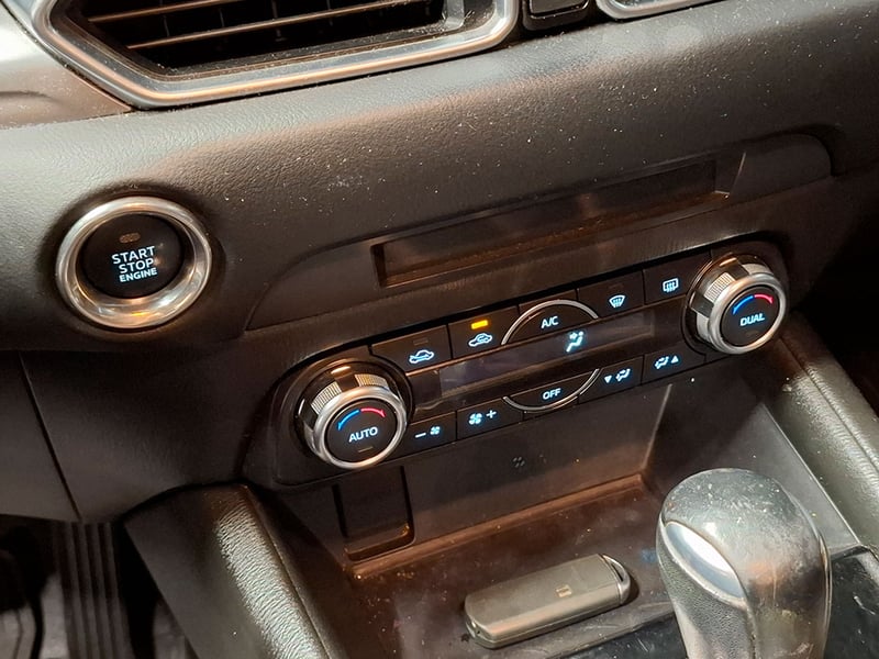 Mazda CX-5 2.0 R L MT 4X4 2019 - Imagen 17 de 20