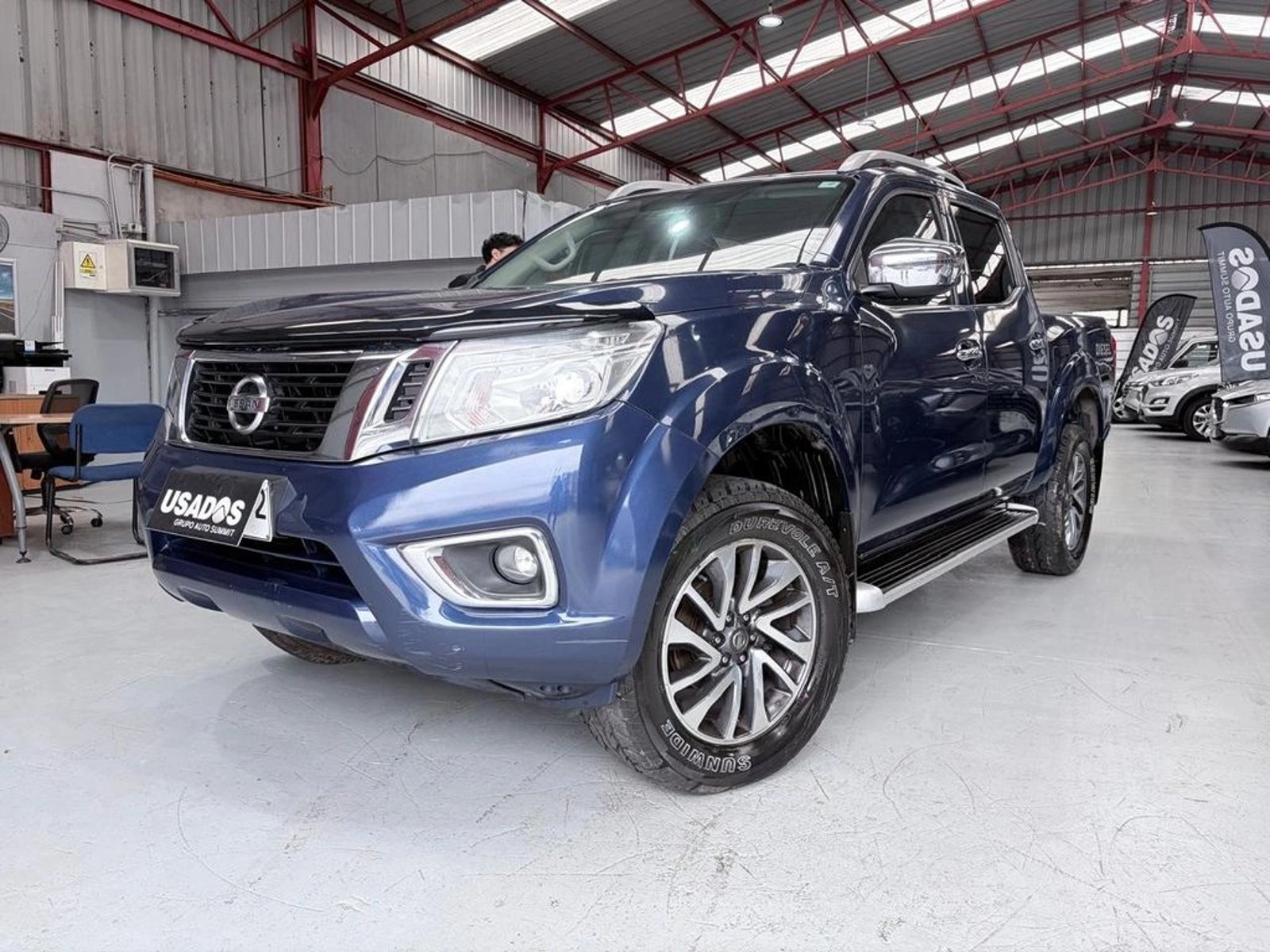 Nissan NP300 2.3 XGEAR DIESEL 4WD DOB.CAB. AT 4P 2019 - Foto 2 de 14
