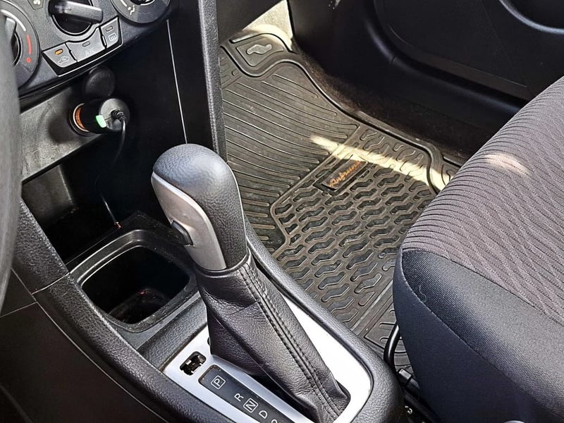 Suzuki SWIFT 1.2 GL 4X2 AC AT 5P 2017 - Imagen 15 de 15