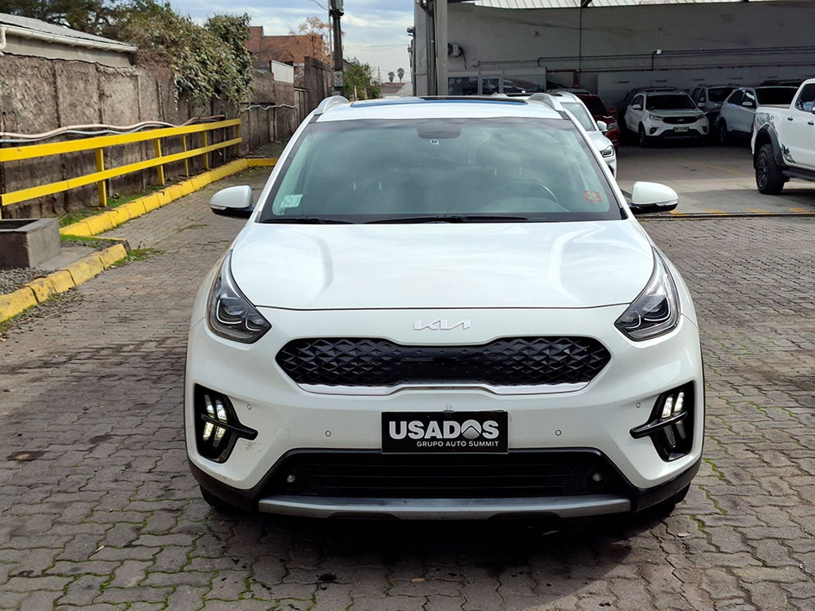 Kia NIRO 1.6 AT 2023 - Imagen 3 de 20