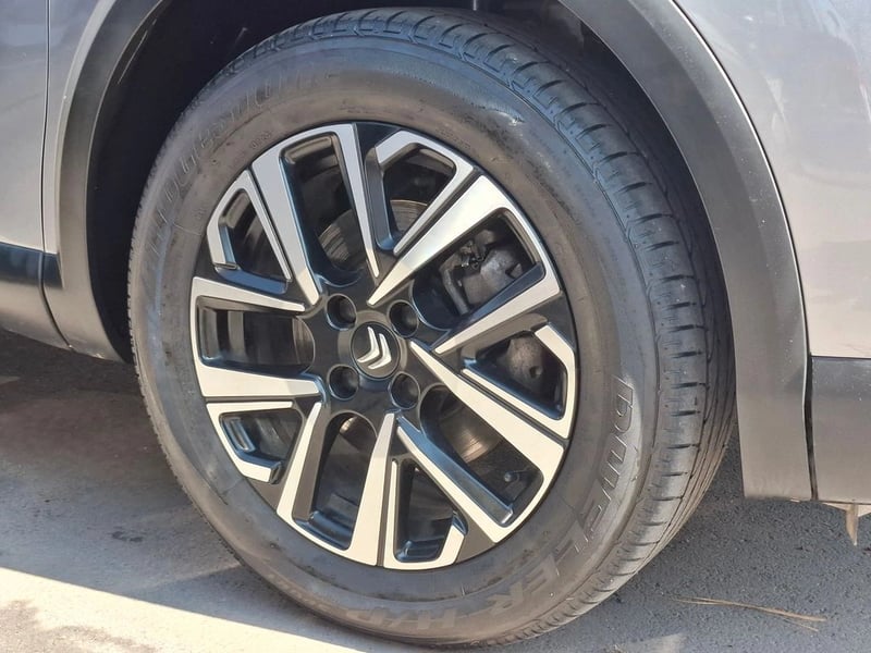 Citroën C4 1.5 SHINE BLUEHDI DIESEL AT 5P 2025 - Imagen 5 de 20