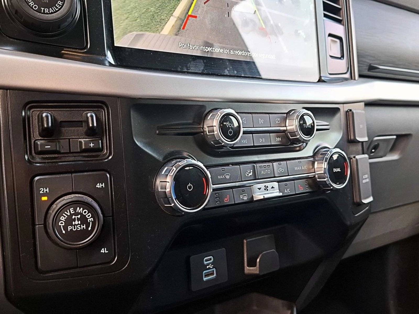 Ford F-150 5.0 XLT AUT 4X4 2024 - Imagen 17 de 17