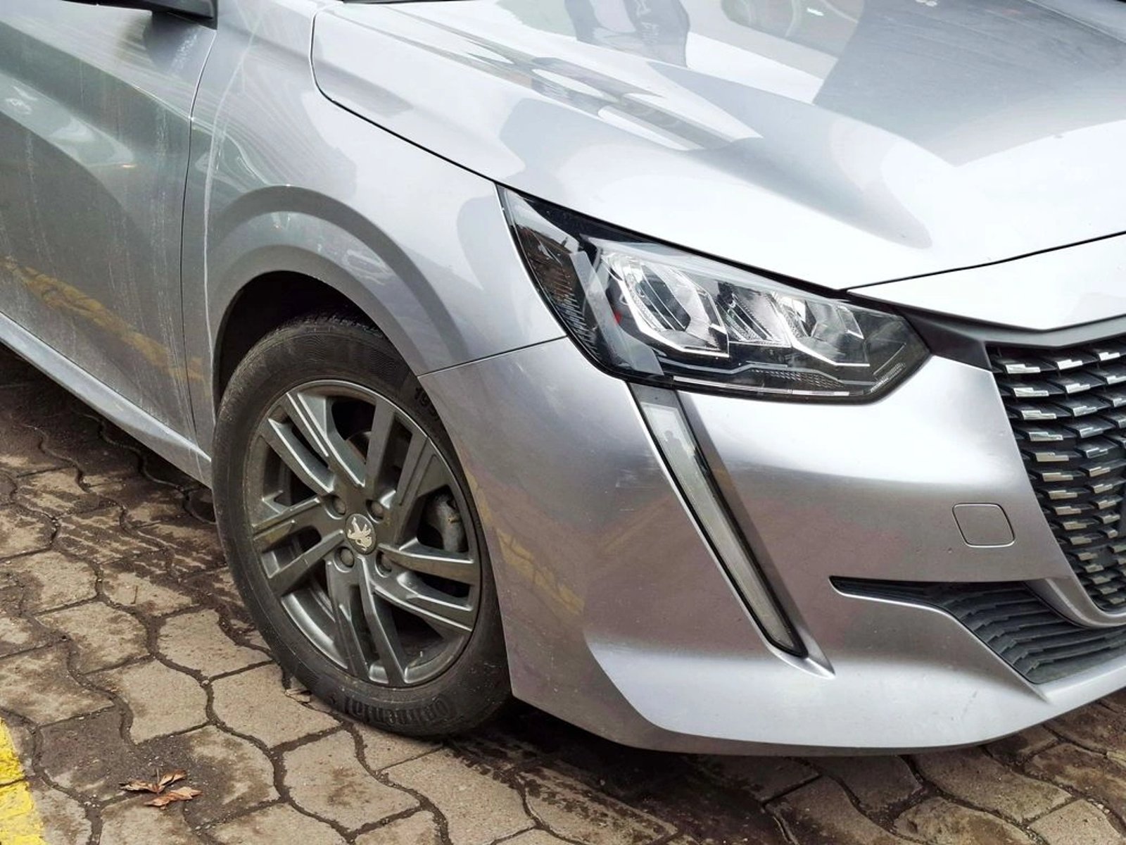 Peugeot 208 1.2 ACTIVE PURETECH 75 MT 2022 - Foto 4 de 20