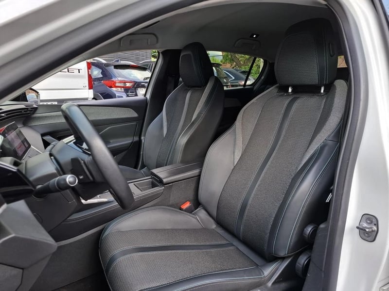 Peugeot 308 1.5 2023 - Imagen 14 de 20