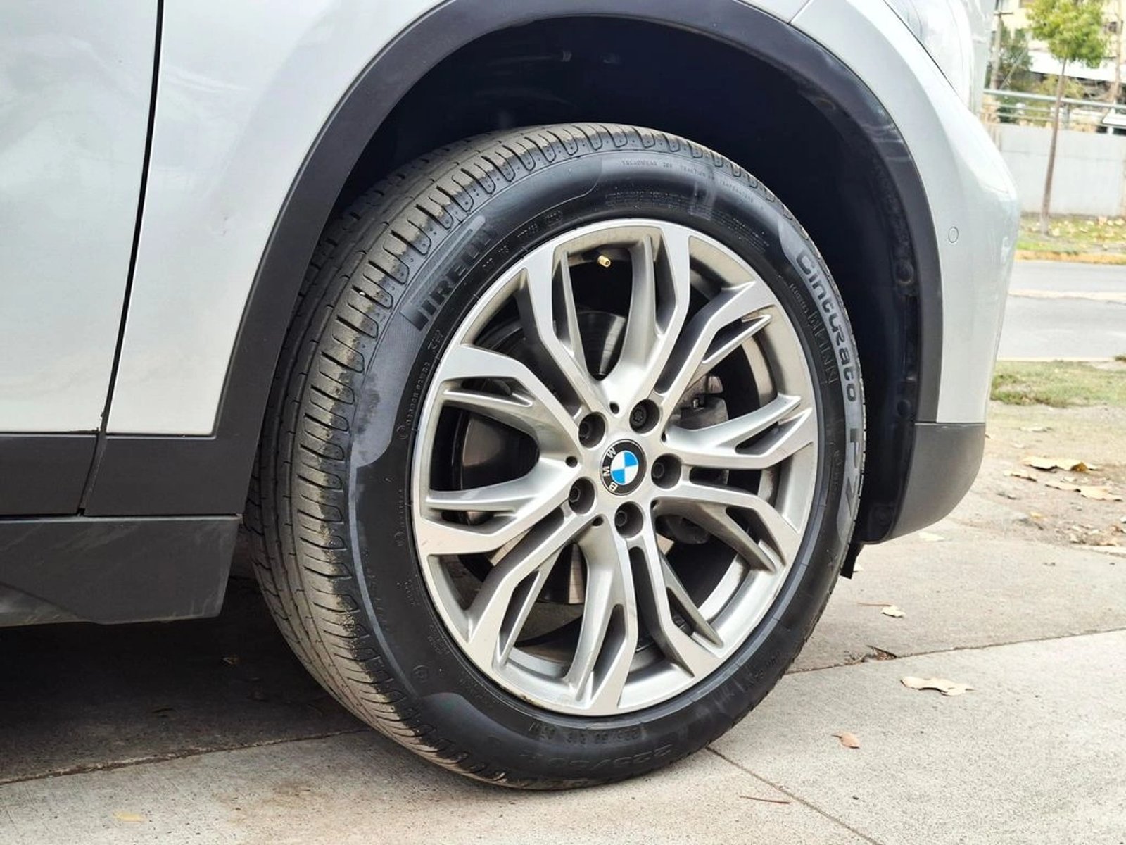 BMW X1 2.0 S-DRIVE 18D DIESEL DYNAMIC LCI 4X2 AT 5P 2021 - Imagen 7 de 20