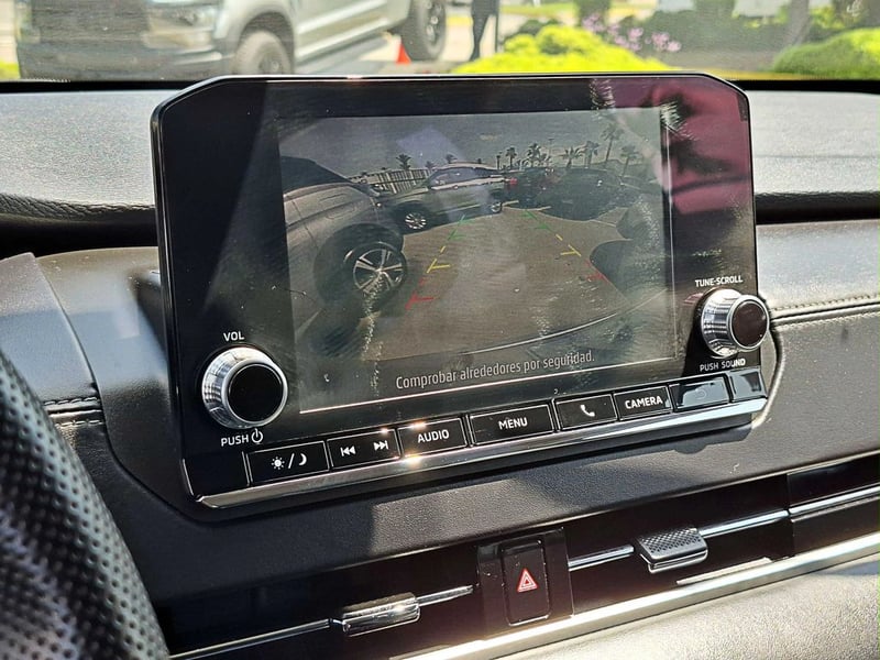 Mitsubishi OUTLANDER 2.5 GLS AT 4X4 2023 - Imagen 16 de 17