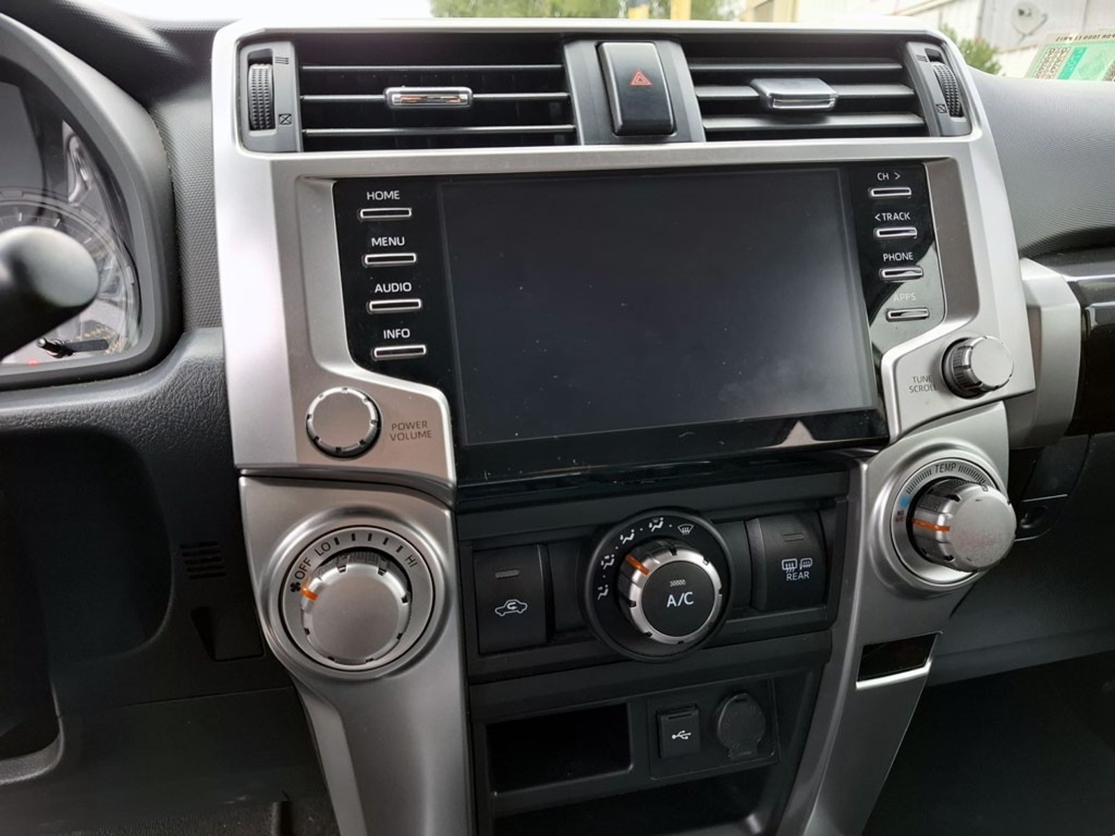 TOYOTA 4RUNNER SR5 4.0 AUT 2021 - Imagen 18 de 20