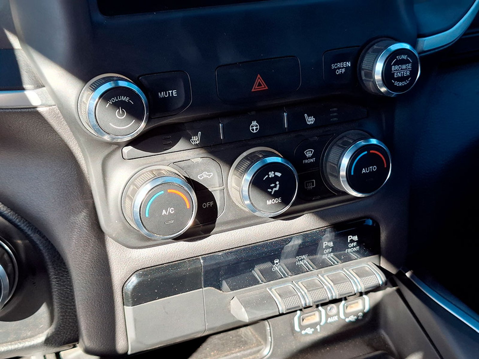 RAM 1500 3.6 CREW 2022 - Imagen 16 de 20