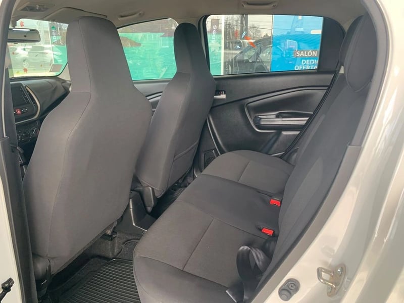 Suzuki CELERIO 1.0 G GLX AA BT SPORT 5P MT 2023 - Imagen 9 de 9
