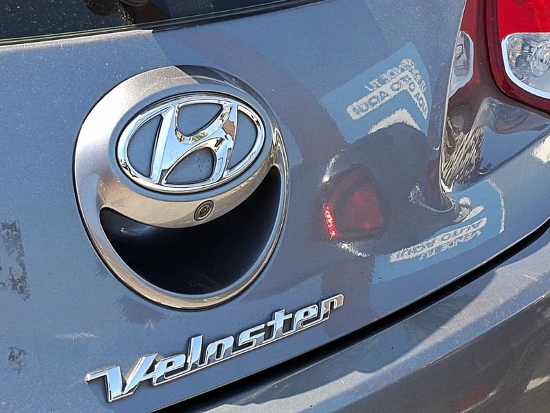 Hyundai VELOSTER 1.6 GLS FULL AT 2014 - Imagen 6 de 16