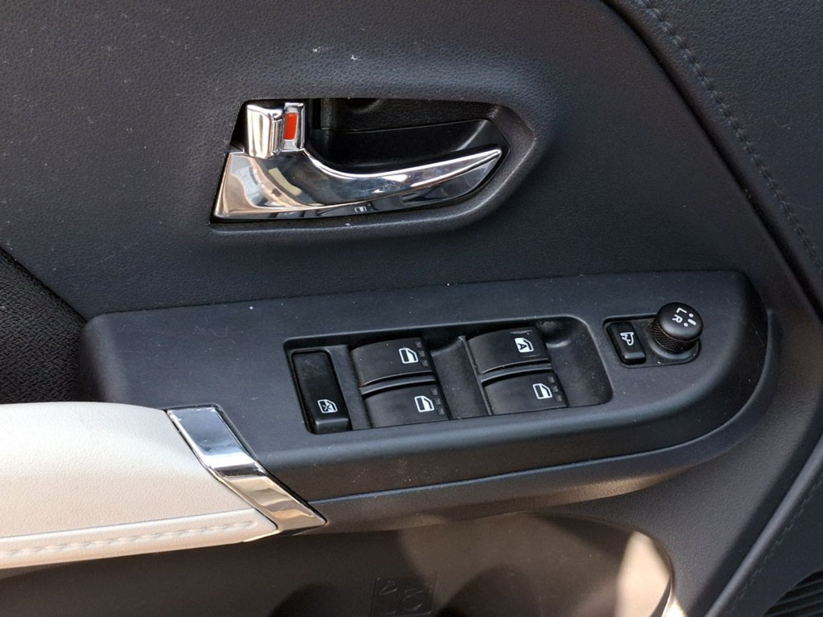 TOYOTA RUSH 1.5 XLI 4X2 MT 5P 2022 - Imagen 11 de 20