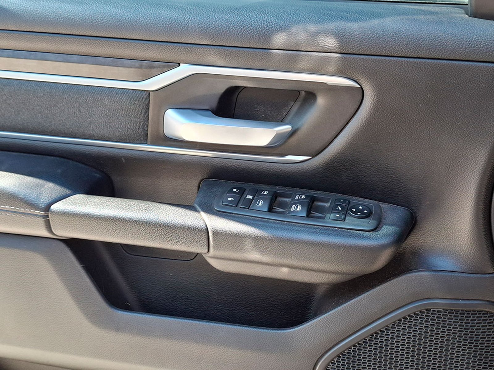 RAM 1500 3.6 CREW 2022 - Imagen 19 de 20
