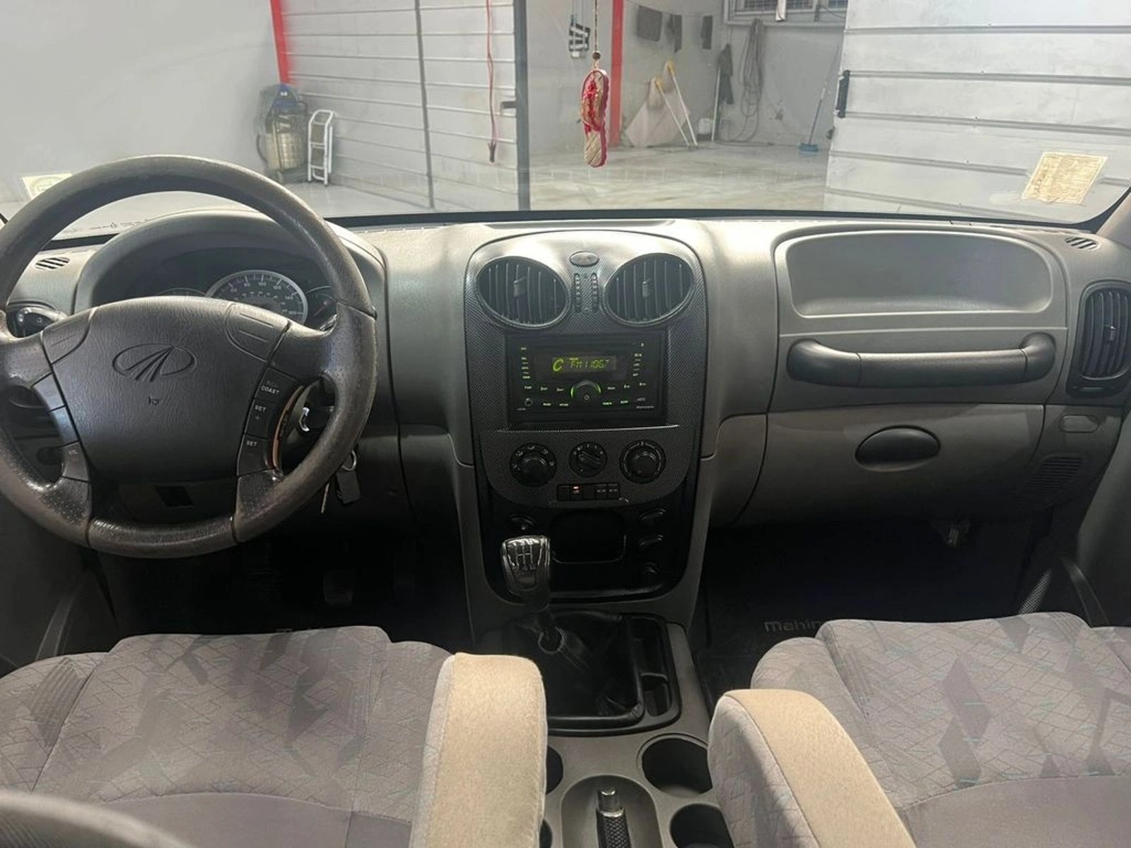 MAHINDRA SCORPIO 2.2 SUV ABS 2AB EV MT 4X2 DIESEL 2015 - Imagen 9 de 15