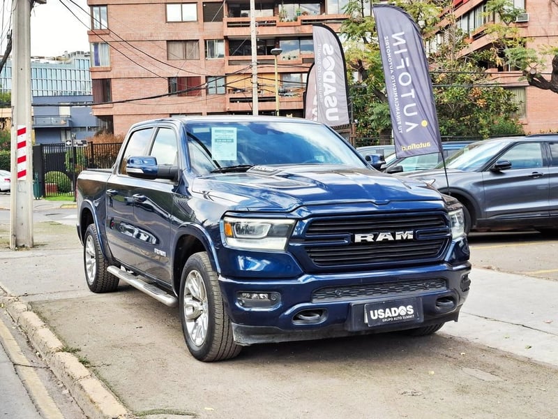 RAM 1500 5.7 LARAMIE SPORT CREW CAB AT 4X4 2023 - Imagen 4 de 20