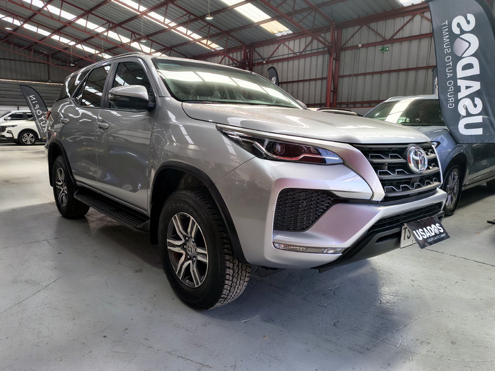 Toyota FORTUNER 2.7 SR5 AT 2025 - Foto 4 de 20