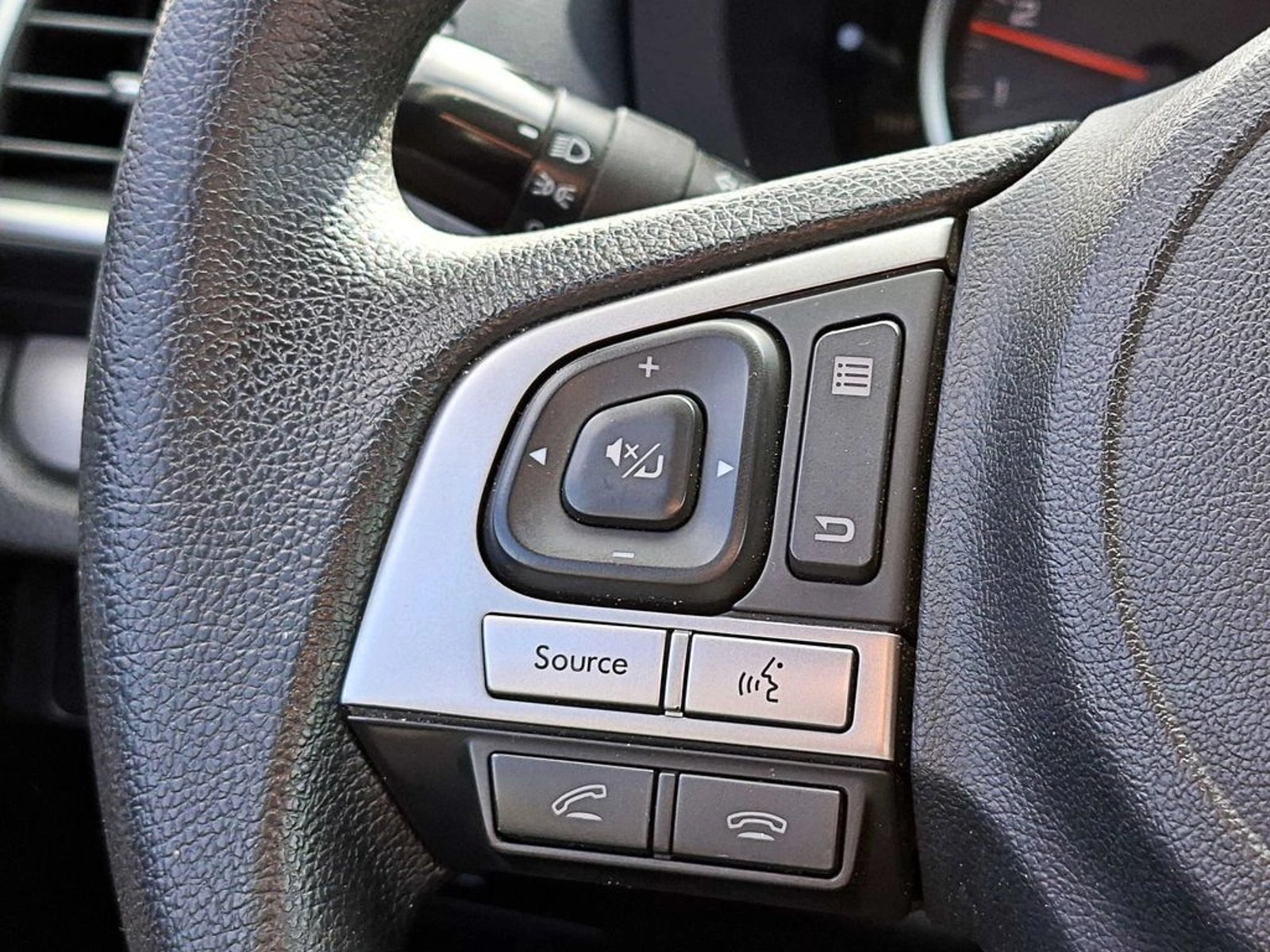 Subaru FORESTER XS 2.0 MT 4X4 2016 - Imagen 12 de 17