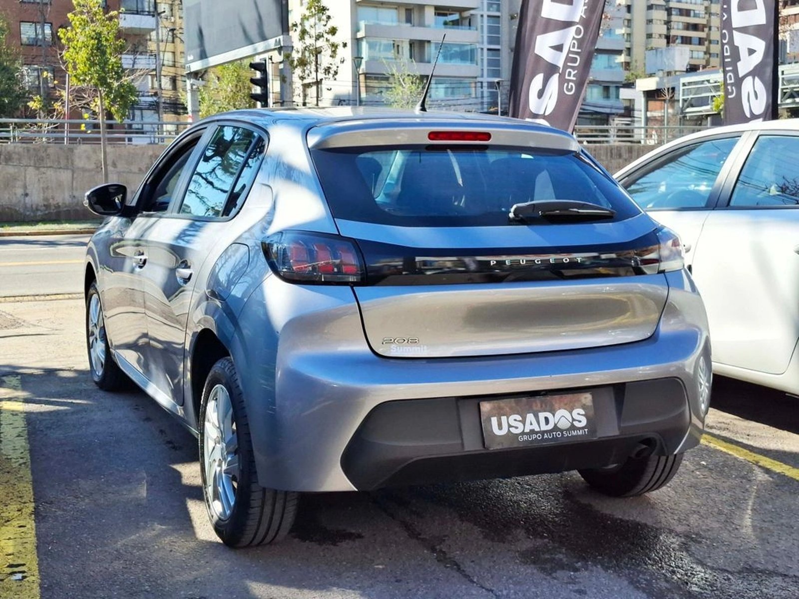 Peugeot 208 1.2 PURETECH STYLE MT 2023 - Imagen 11 de 20