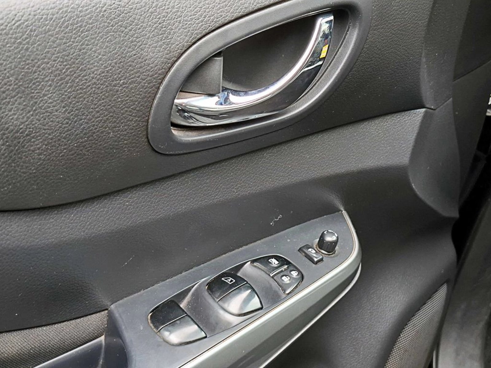Nissan NAVARA 2.3 4X4 XE 2021 - Imagen 9 de 16