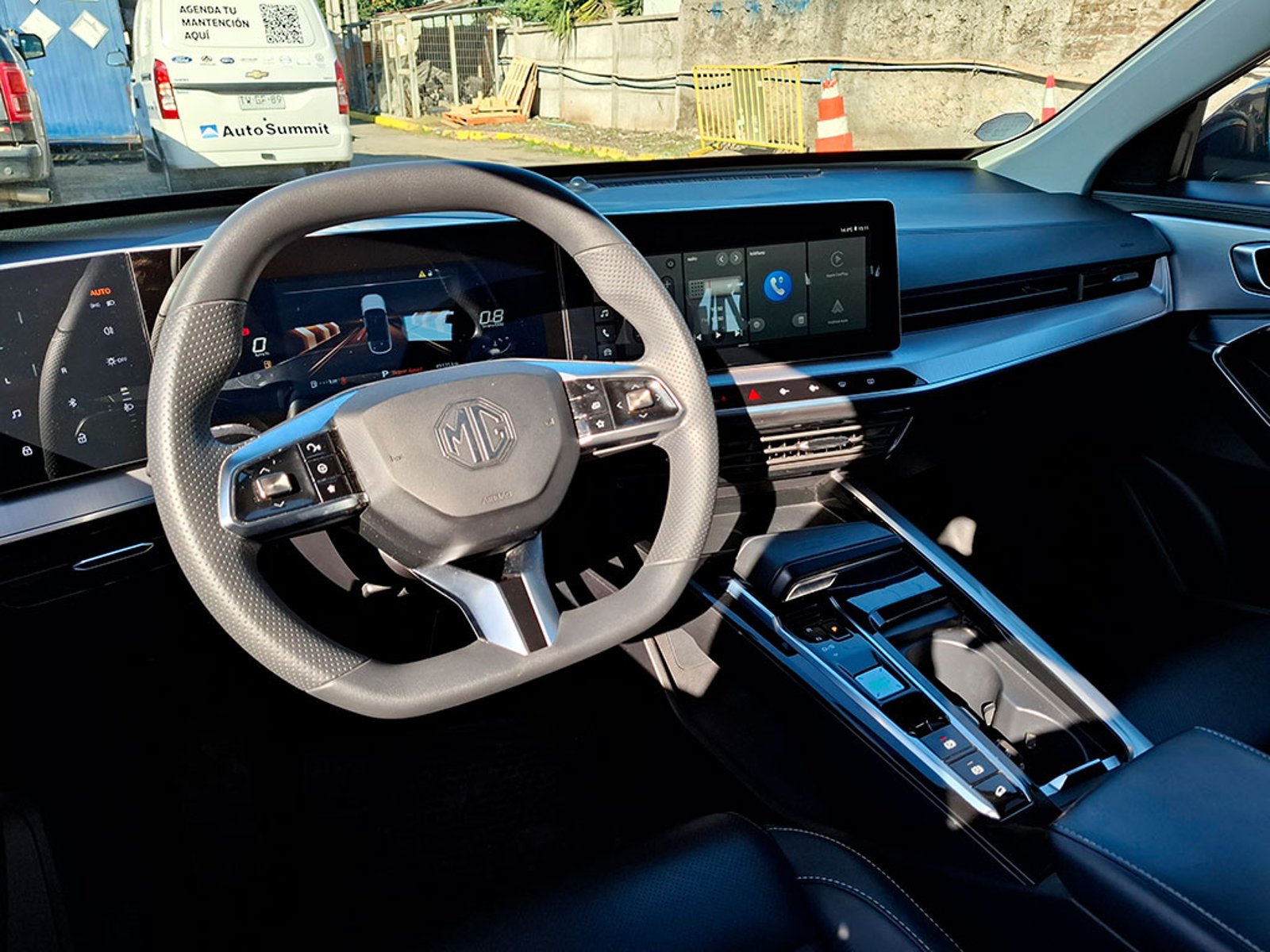 MG ONE 1.5 DLX AT 2025 - Imagen 11 de 20