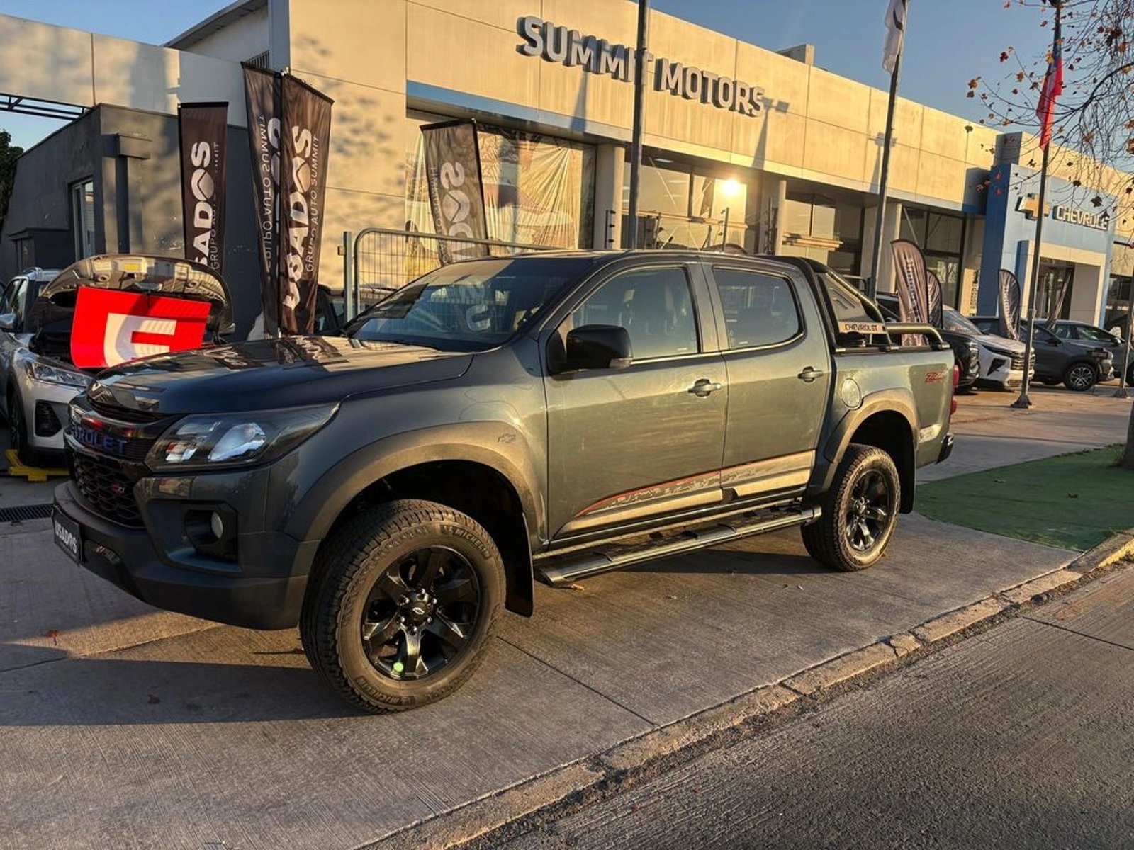 Chevrolet COLORADO 2.8 CTDI 4X4 LT AT 4P 2023 - Foto 2 de 10