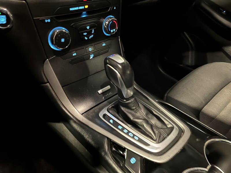 Ford EDGE 2.0 SE ECOBOOST 4X2 AT 2017 - Imagen 15 de 19