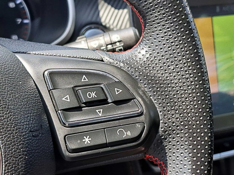 MG ZX 1.5 DLX AT 2022 - Imagen 14 de 16